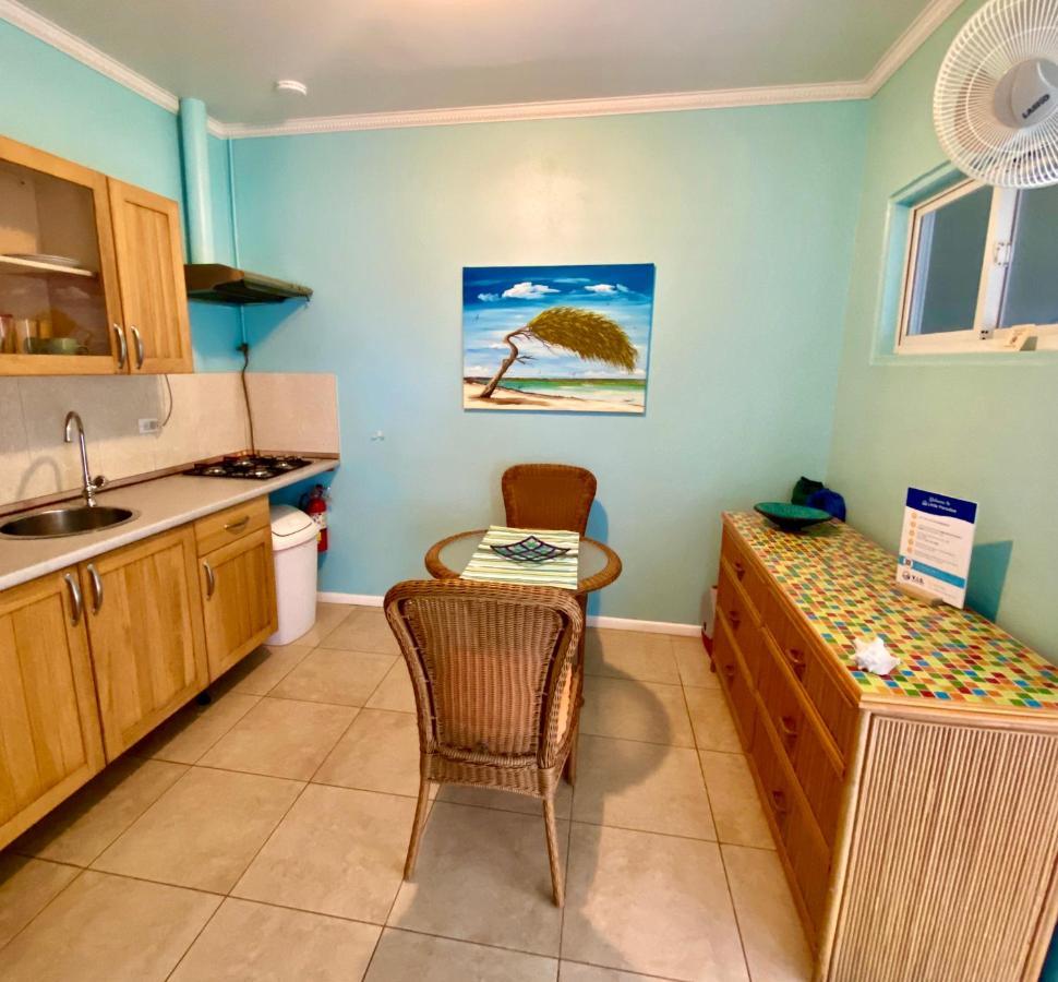 Little Paradise Aruba Vacation Apartments Palm Beach Exterior photo
