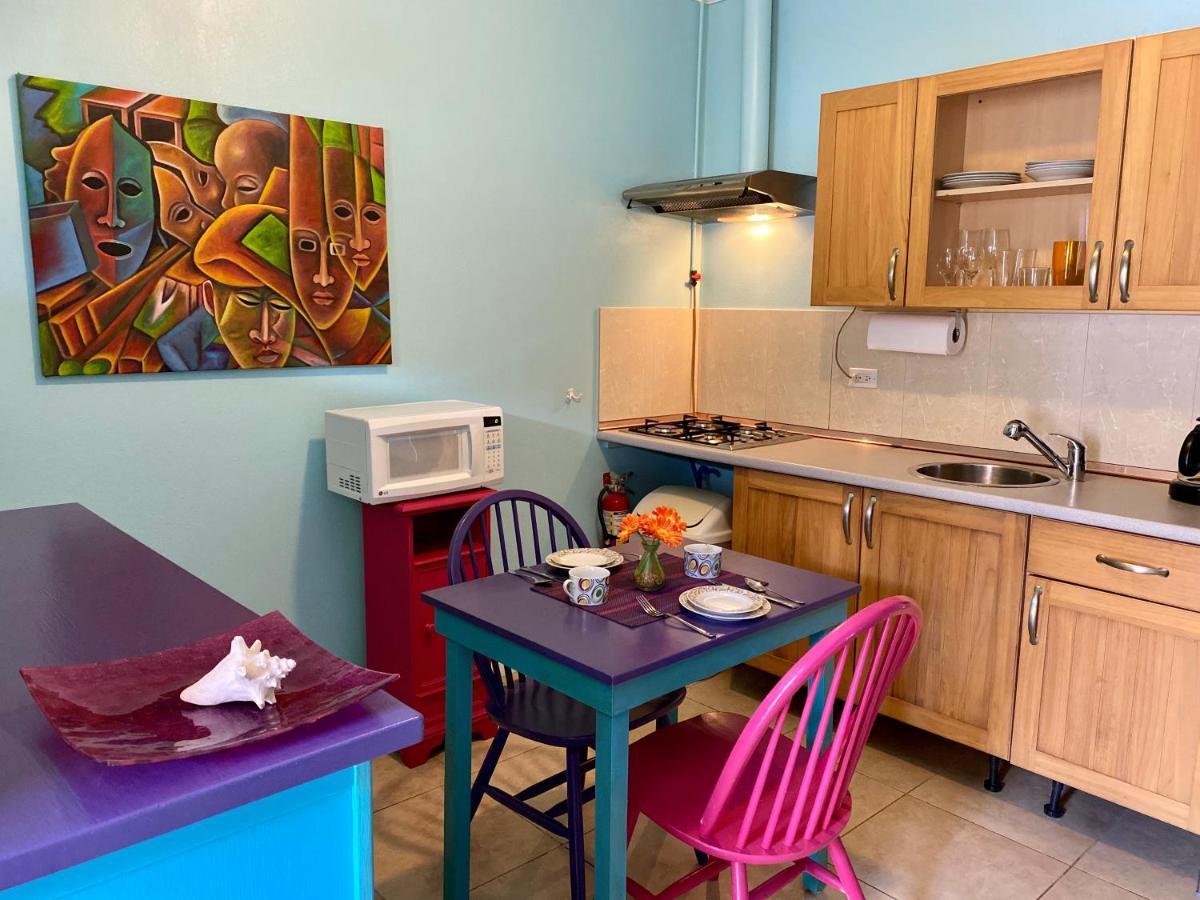 Little Paradise Aruba Vacation Apartments Palm Beach Exterior photo