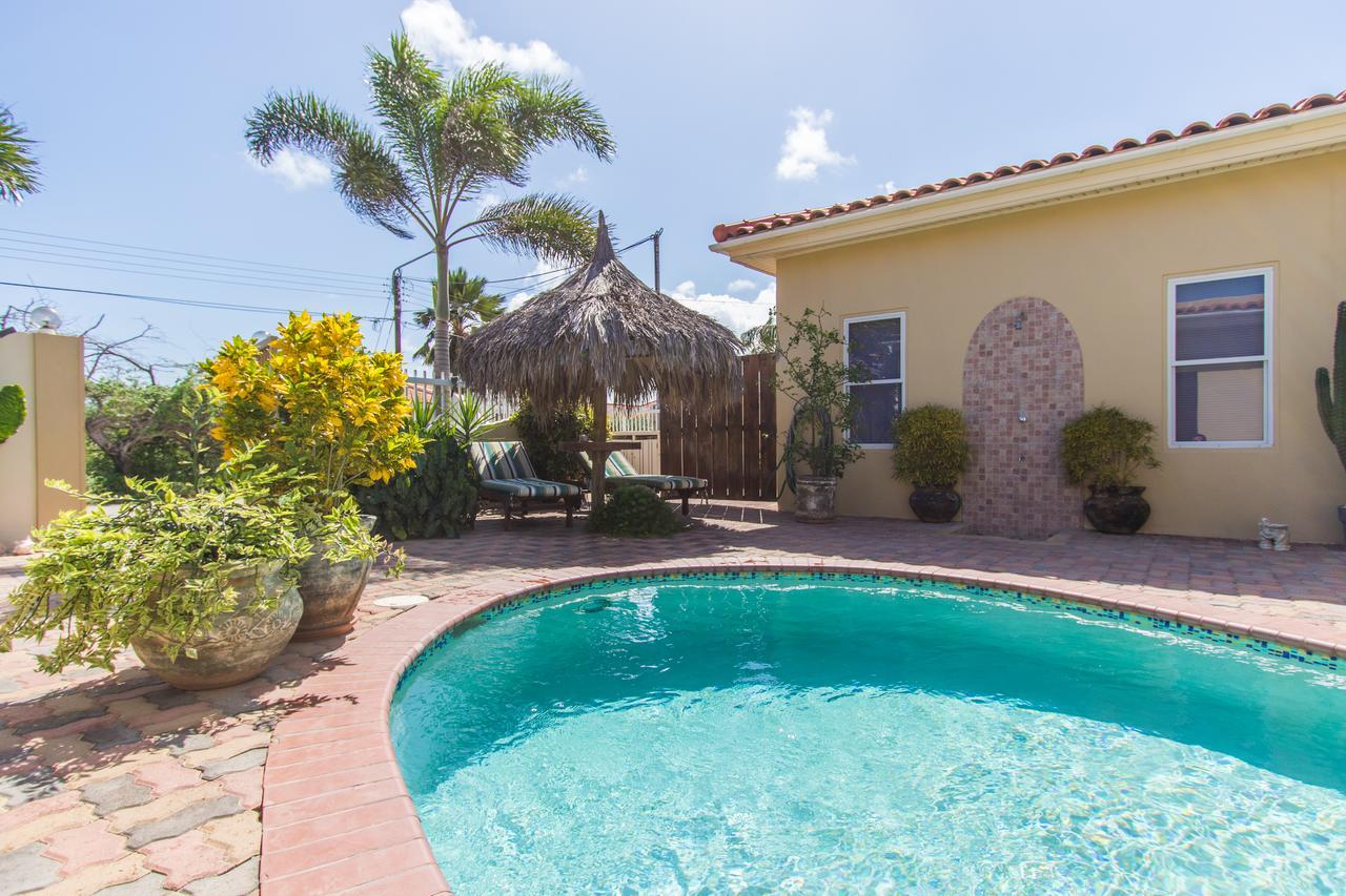 Little Paradise Aruba Vacation Apartments Palm Beach Exterior photo