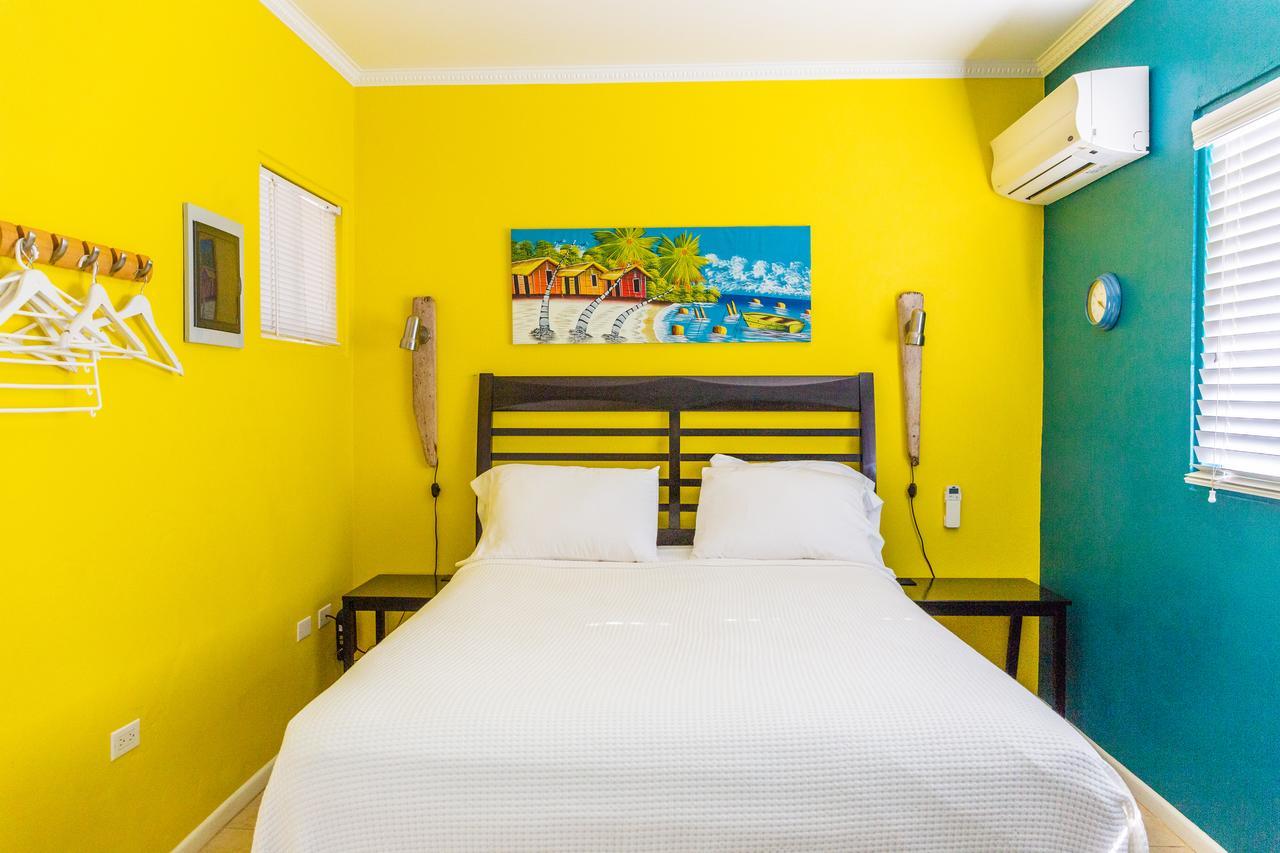 Little Paradise Aruba Vacation Apartments Palm Beach Exterior photo