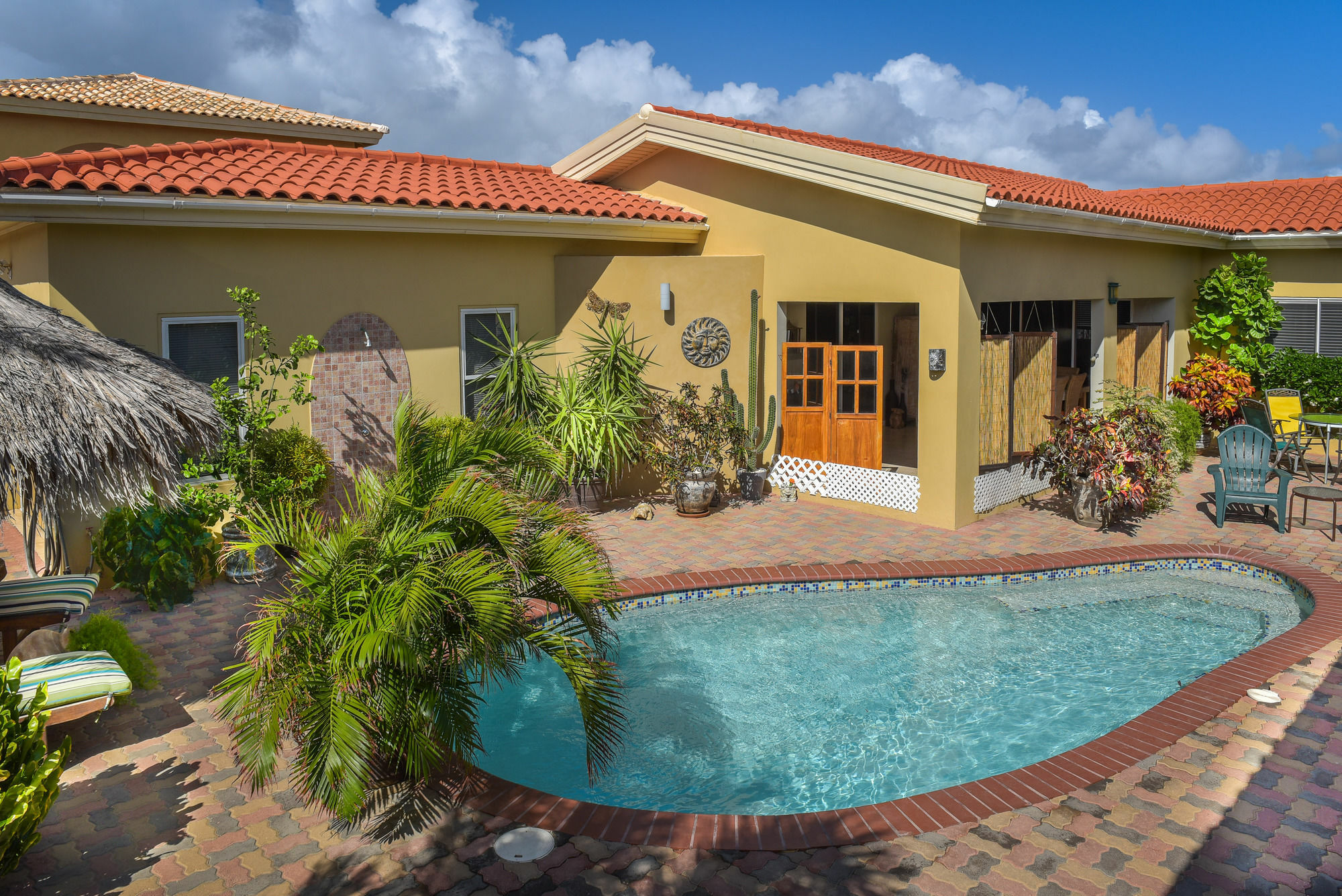Little Paradise Aruba Vacation Apartments Palm Beach Exterior photo