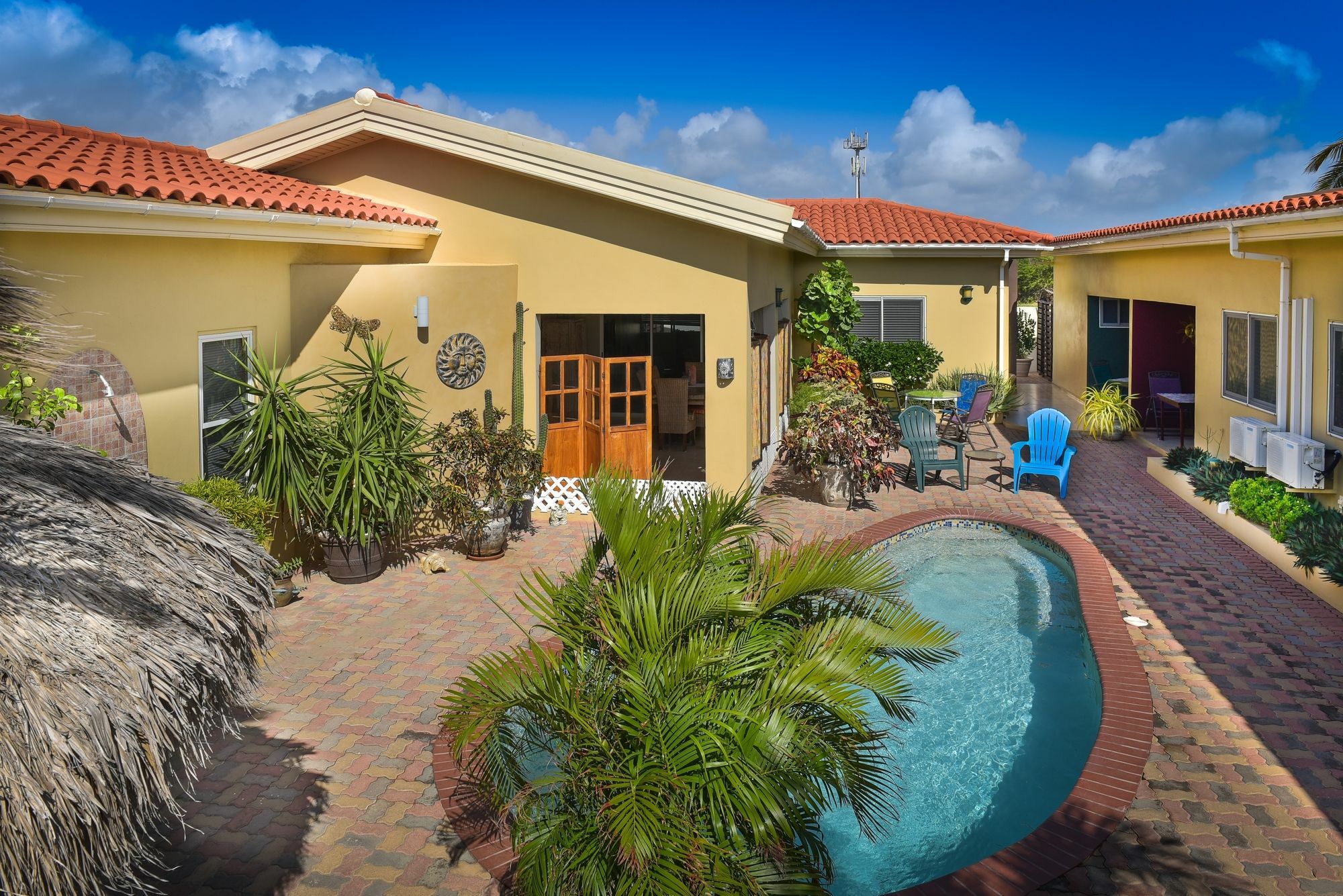 Little Paradise Aruba Vacation Apartments Palm Beach Exterior photo
