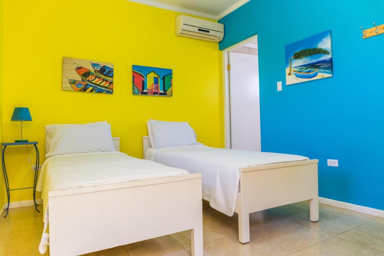 Little Paradise Aruba Vacation Apartments Palm Beach Exterior photo